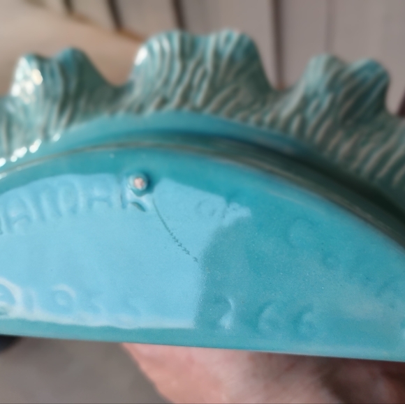 Set of Miramar Of California, Vintage Mid - Century Ceramic Planters - Picture 9 of 10